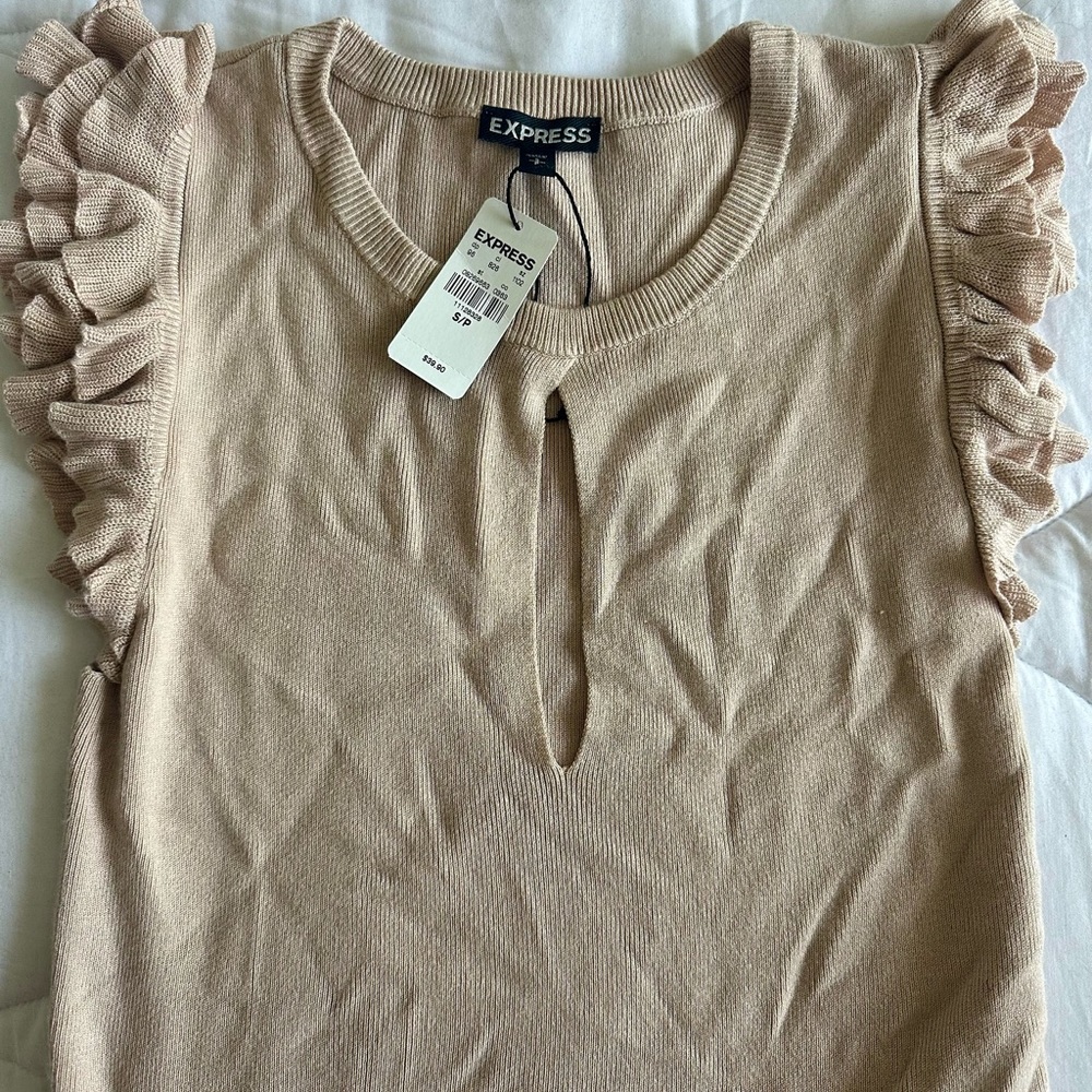 NWT Express tan sleeveless keyhole sweater - S